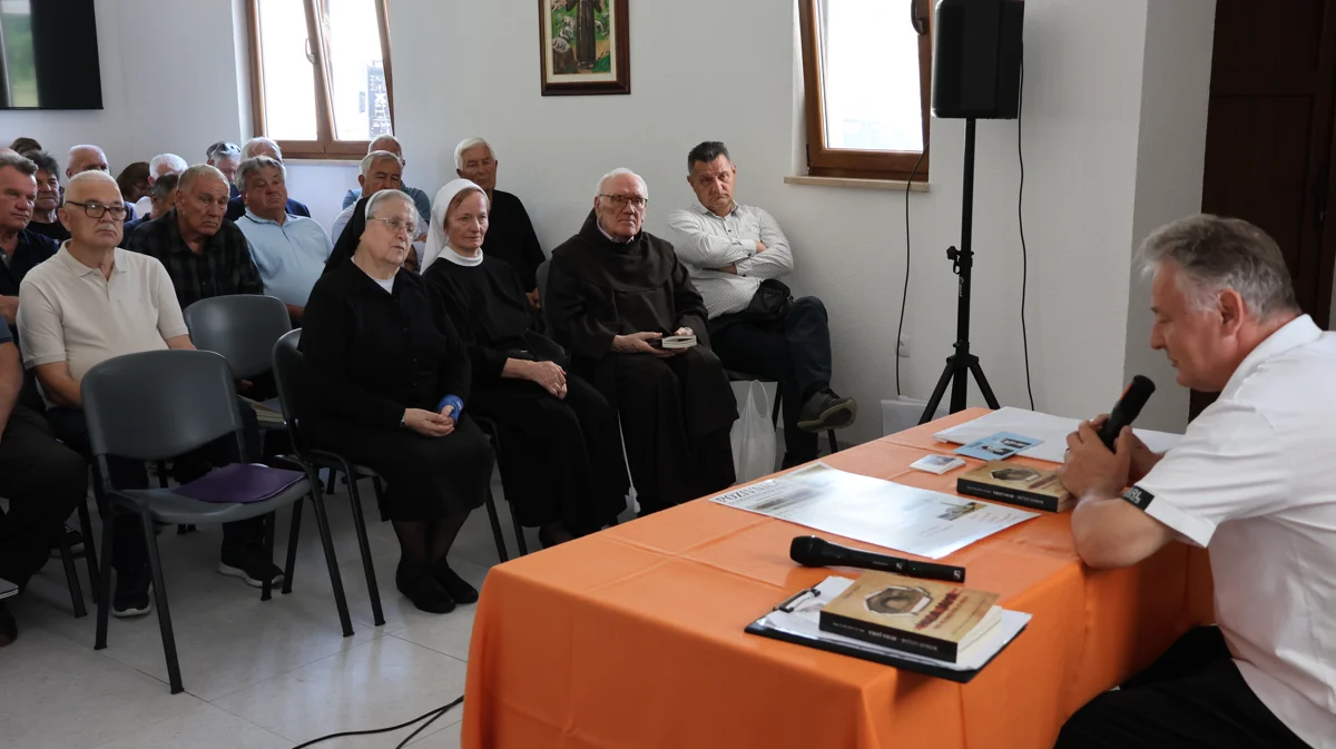 Obitelj i prijatelji čuvaju sjećanje na grudske sinove FOTO