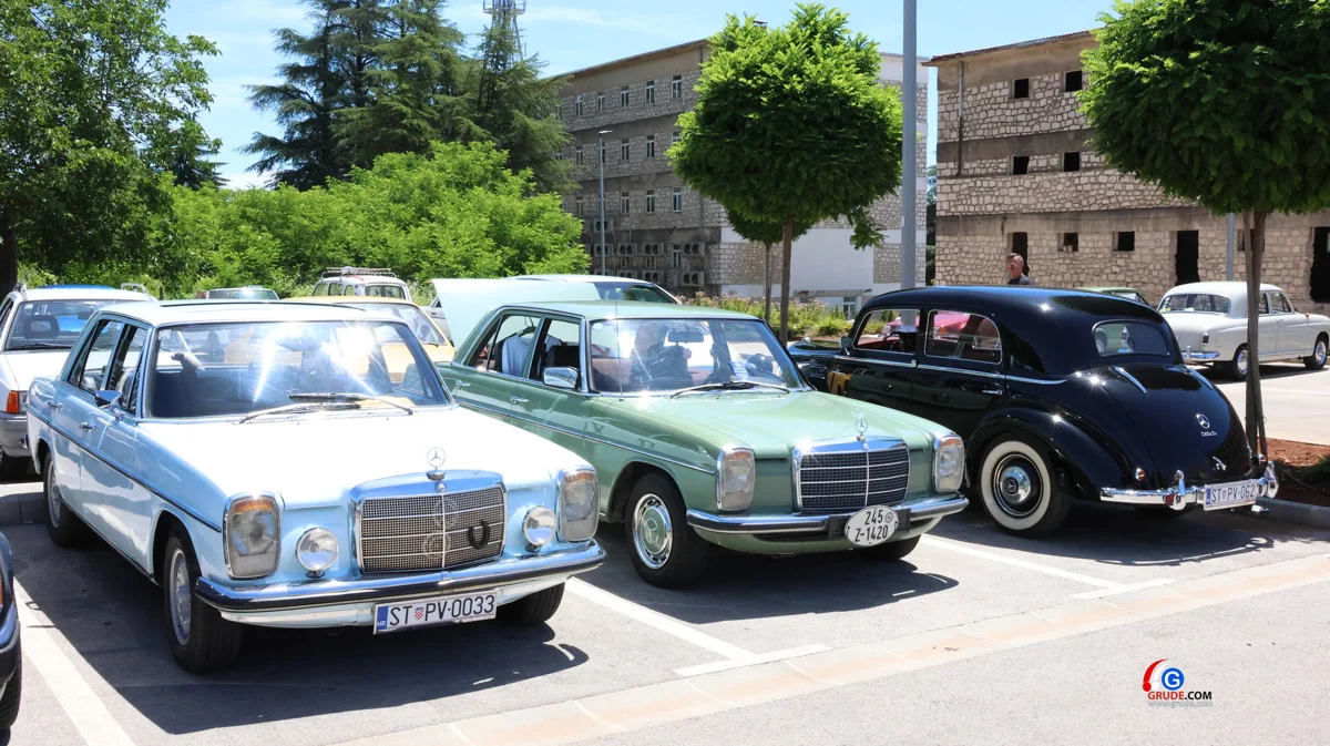Vikend u ŽZH bio je u znaku oldtimera, ''4. Grada Hercegovine 2026'' FOTO 10