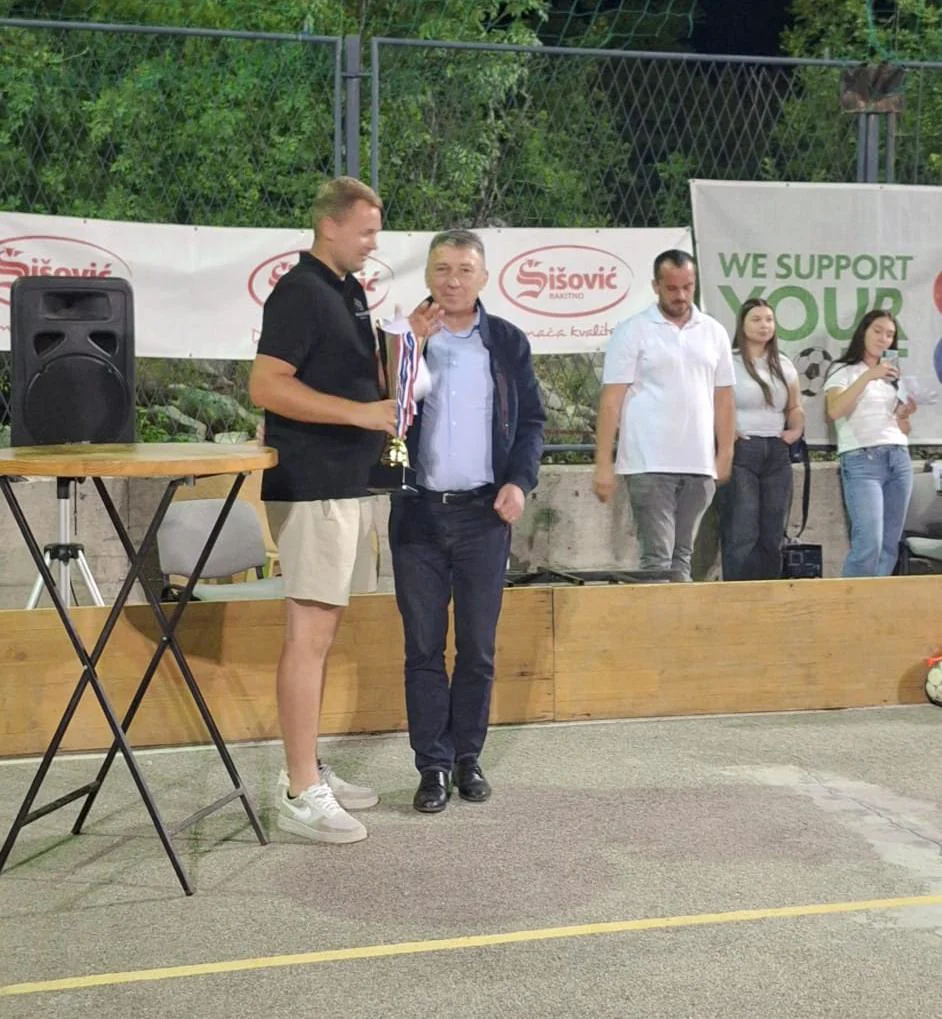 Elektro Eriz pobjednik Futsal cupa Medovići, Kiko Vučić osvojio auto, najbolji strijelac Ivan Ćorluka - pršut 2