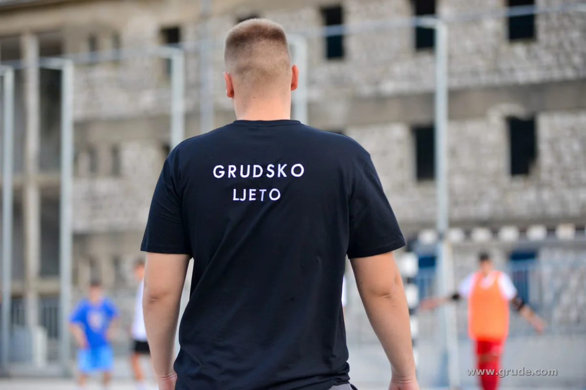 FOTO: MEPAS prvi polufinalist Grudskog ljeta! MG transport pružio sjajan otpor reprezentativcima! Basement prošao u ljepotici večeri 28