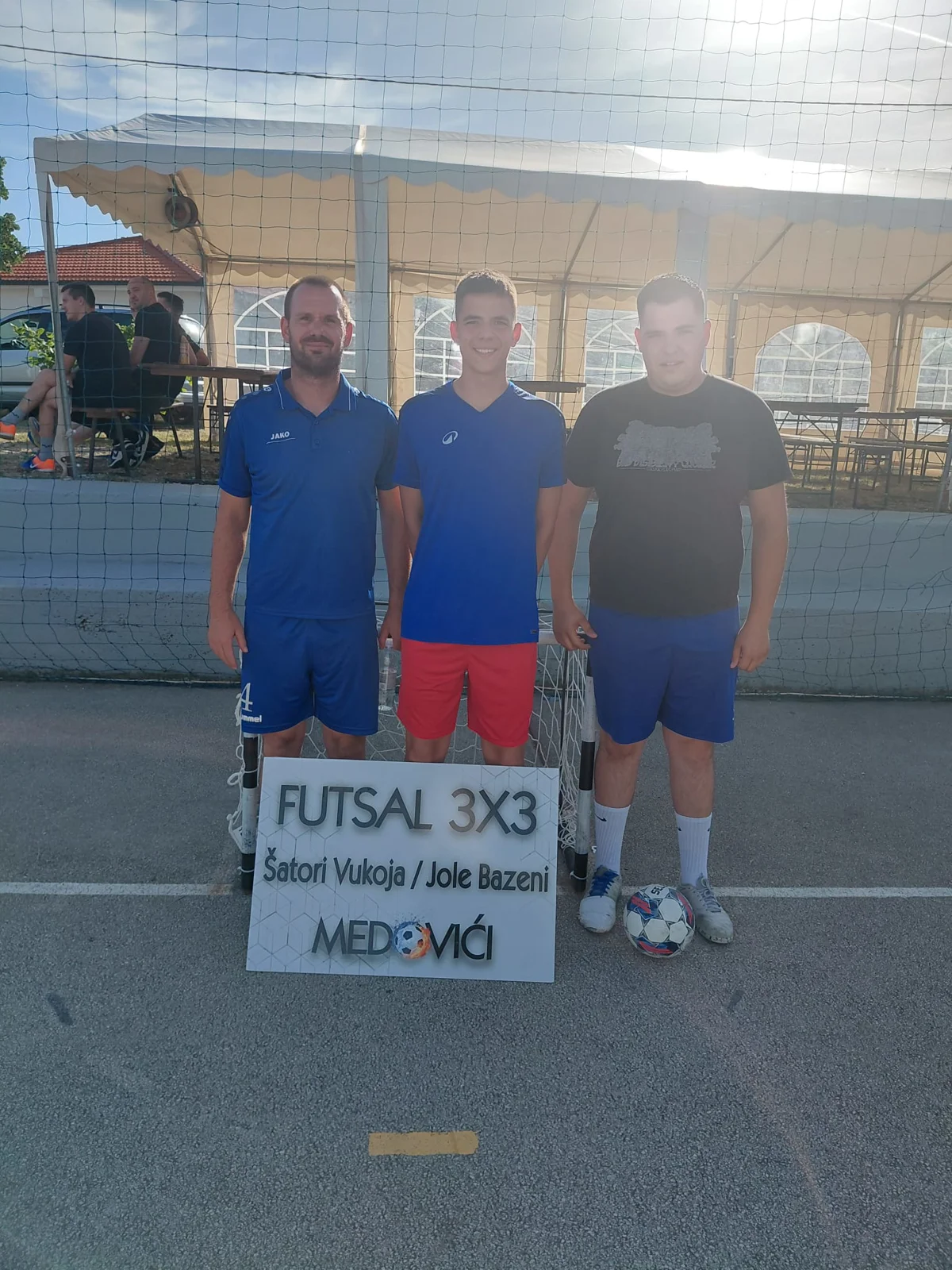 FOTO: Futsal cup na Medovićima stigao do završnice, večeras nagrada Golf 4 i još mnogo toga 20