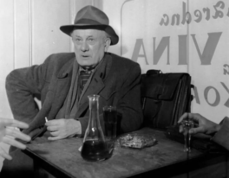 Dovoljno je reći Tin: Leti ko lišće što vir ga vije, za let si, dušo, stvorena...
