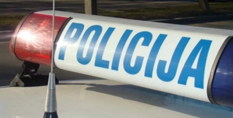 Ženu usmrtio auto koji se sam pokrenuo