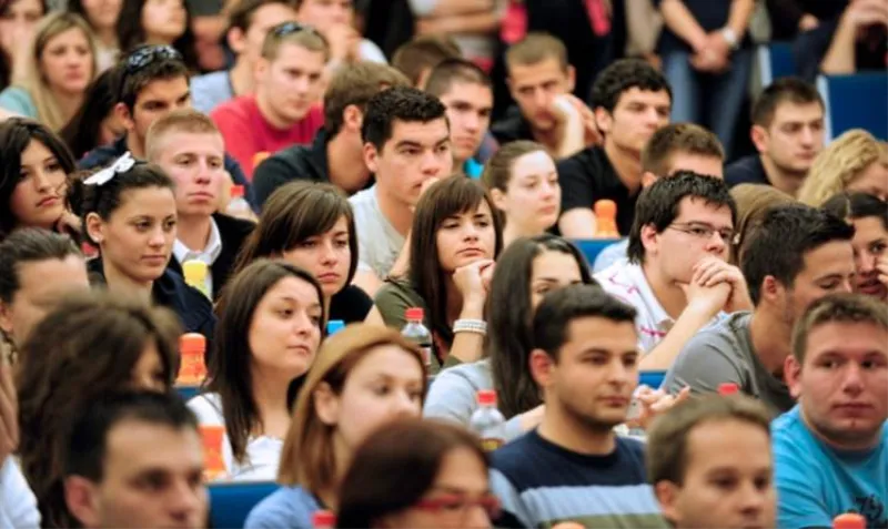 Evo u kojim državama bh studenti mogu raditi uz studiranje