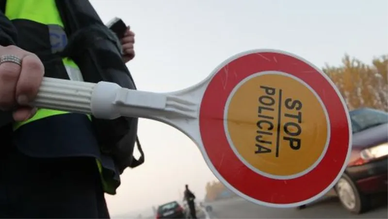 Vozio pijan, drogiran i bez vozačke, za kazne duguje 15.750 KM