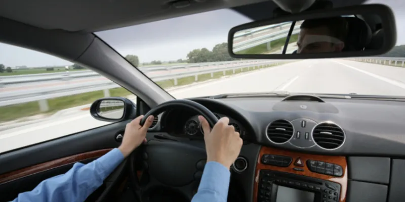 HAK objavio važno upozorenje: Ako ne napravite ovu stvar kada sjednete u auto, dovodite se u opasnost