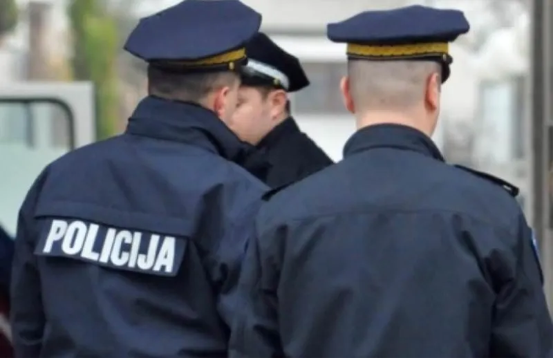 14-godišnjak lažno prijavio bombe u školama SBŽ-a