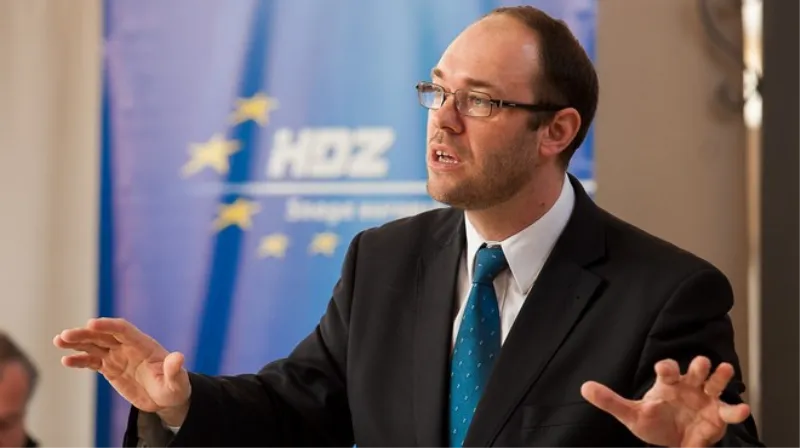Stier političarima u BiH: Vrijeme vam istječe, gubite prilike i novce 1