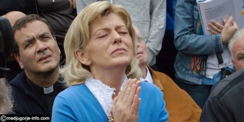 Gospina poruka preko vidjelice Mirjane: Molite da vas moj Sin osnaži i dadne mir i nadu