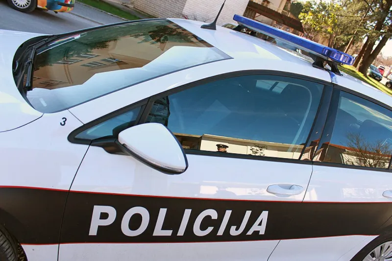 Četiri osobe ozlijeđene u prometnoj nesreći kod Ljubuškog