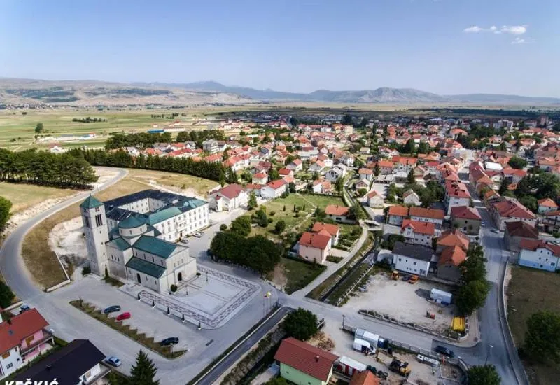 U Tomislavgradu potpisani ugovori o subvencioniranju prve stambene nekretnine