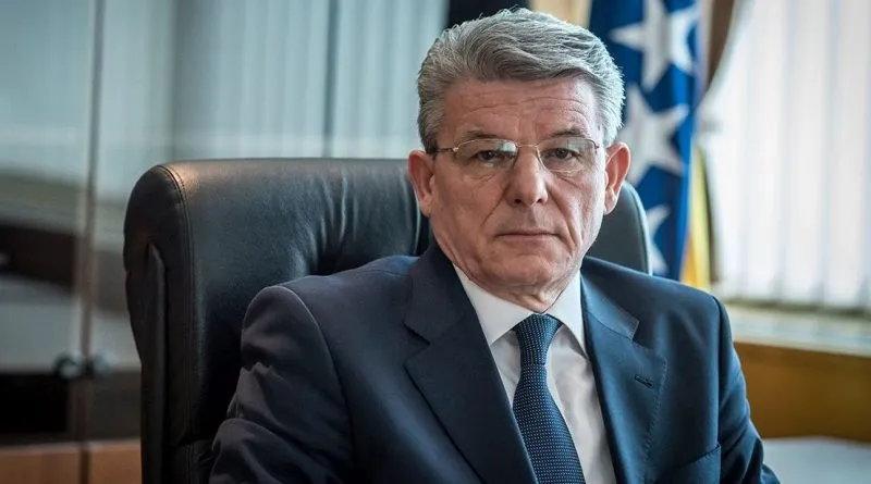 Šefik Džaferović večeras se rugao Bošnjacima, Hrvatima i Srbima