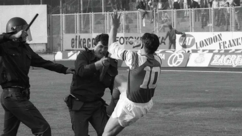 Dan kad je Gruđanin zauvijek ušao u legendu, a zločinac Arkan bježao kao miš pred mačkom