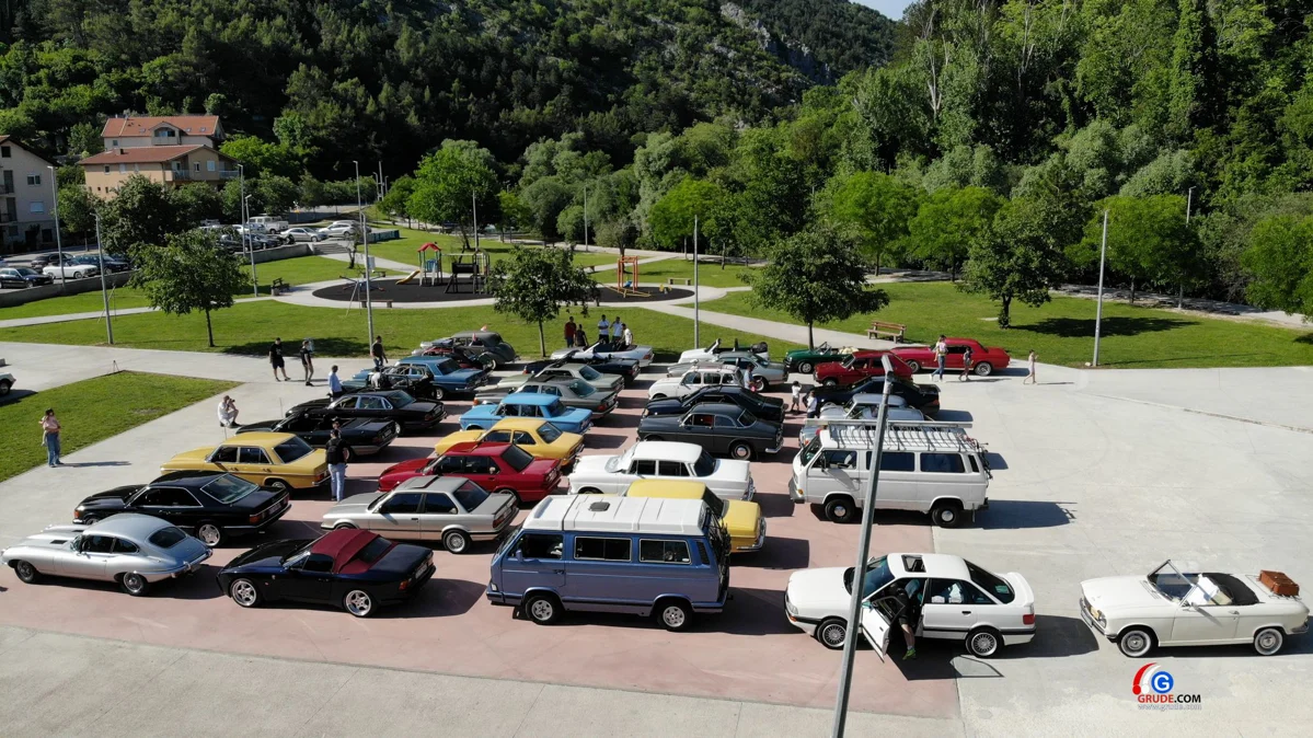 Vikend u ŽZH bio je u znaku oldtimera, ''4. Grada Hercegovine 2026'' FOTO 64