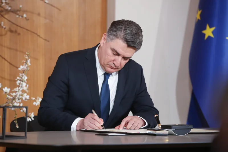 Milanović pokrenuo postupak za razrješenje ravnatelja VSOA-e