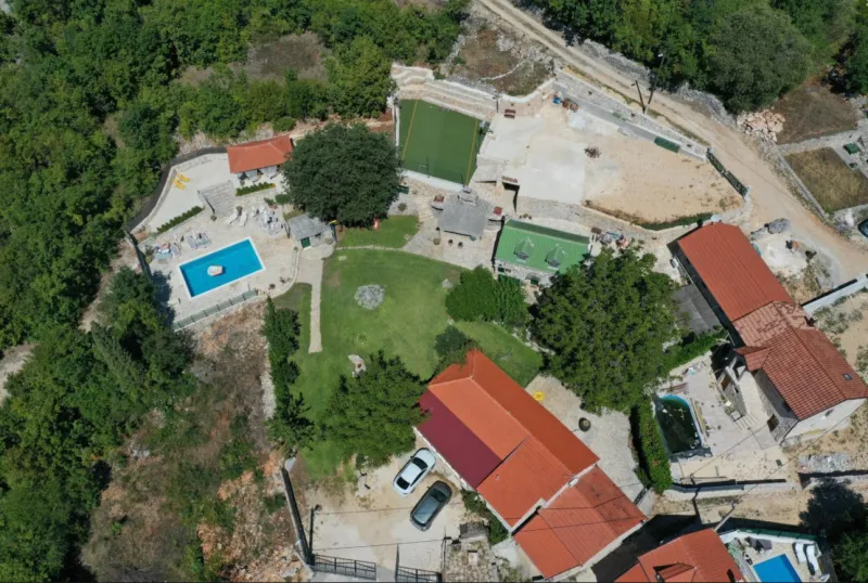 PRIMJER ZA NAS / Imotski hit destinacija: Noć s 50 eura skočila na 300, a već pljušte rezervacije za iduću godinu