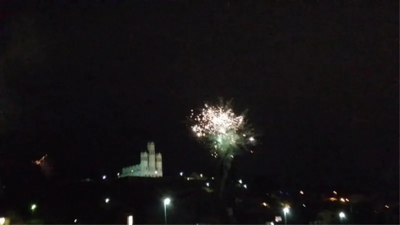 VIDEO: Manje nego lani, ali vatromet je u Grudama razbio tamu! Svjetlo će pobijediti na kraju