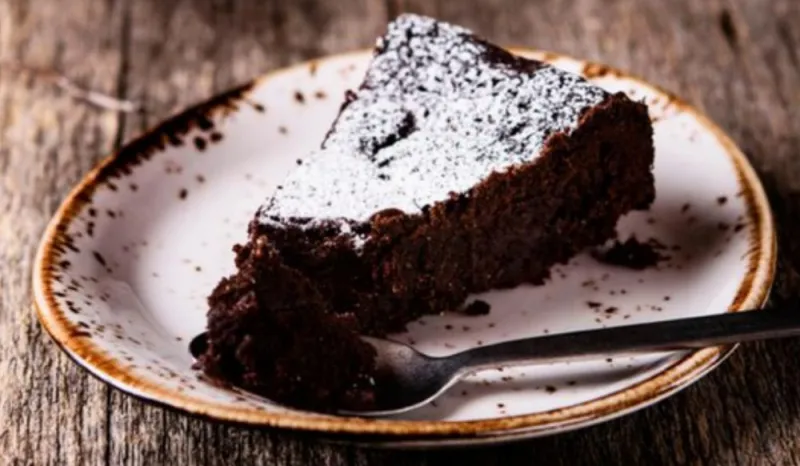Slasna Čoko torta od samo sedam sastojaka