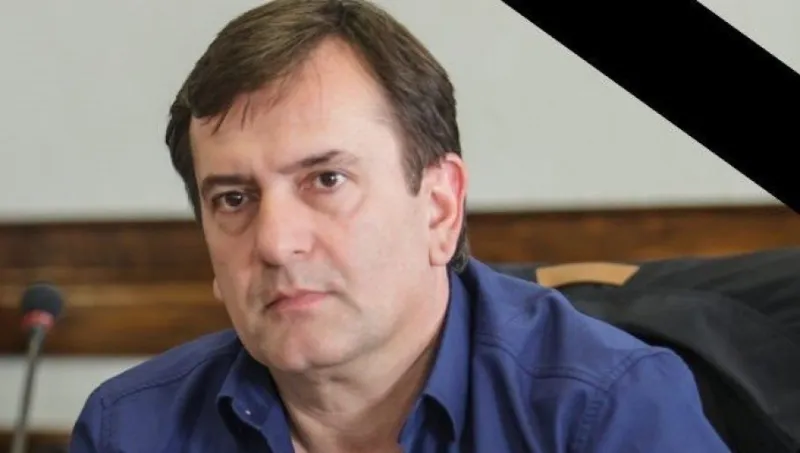 Poznati bh. liječnik očitao svoj EKG, nazvao djecu da se pozdravi pa preminuo