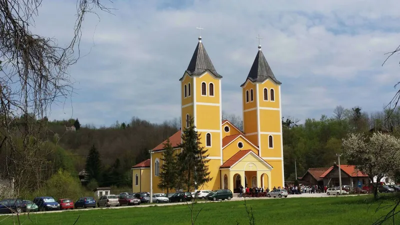 Provalnik iz crkve u Šurkovcu odnio križ i zlatne kaleže
