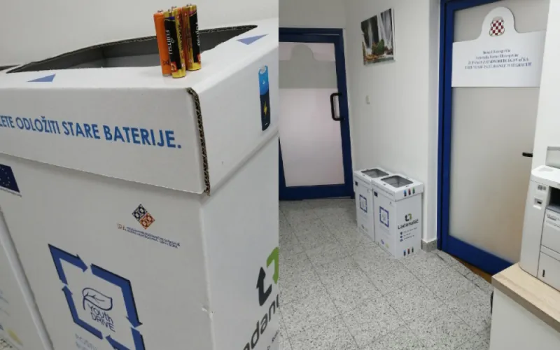 ŽZH dobila specijalizirane kante za elektronski otpad