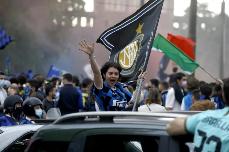 Više od 30 tisuća navijača slavilo Interov naslov prvaka nakon 11 godina čekanja