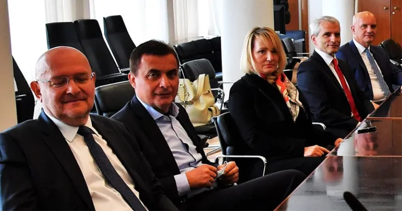 'Novi' Tomaševićevi ljudi: Sanaderov kadar, bankarski lobi i Holdingovi veterani