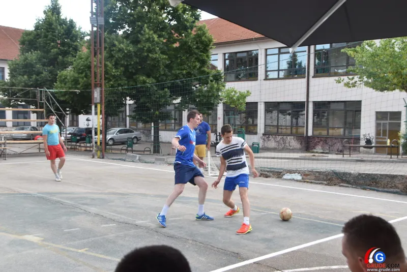 FOTO: 3NA3 U GRUDAMA, dalje prošle ekipe koje su zabile više golova od protivnika 8