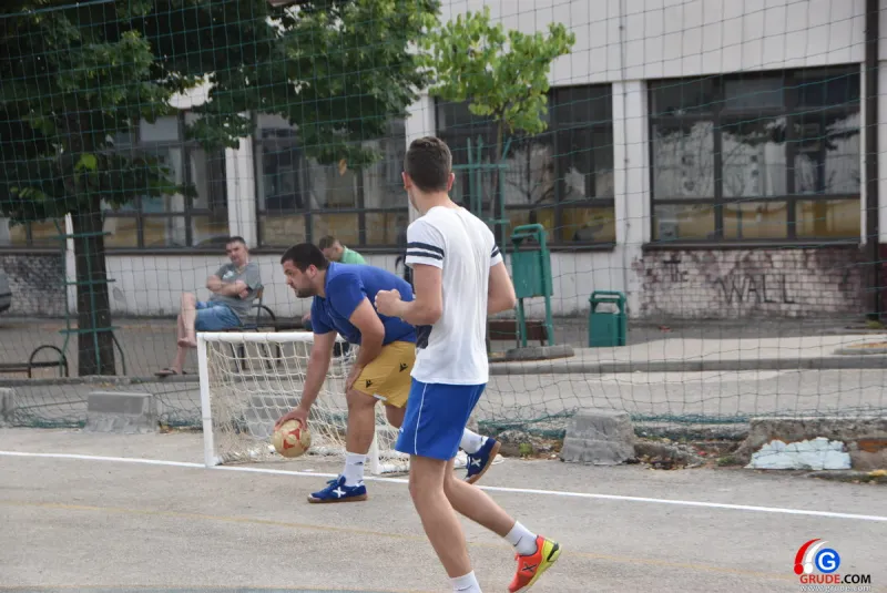 FOTO: 3NA3 U GRUDAMA, dalje prošle ekipe koje su zabile više golova od protivnika 10
