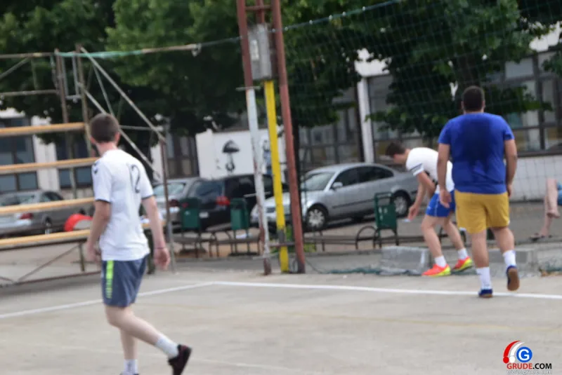 FOTO: 3NA3 U GRUDAMA, dalje prošle ekipe koje su zabile više golova od protivnika 3