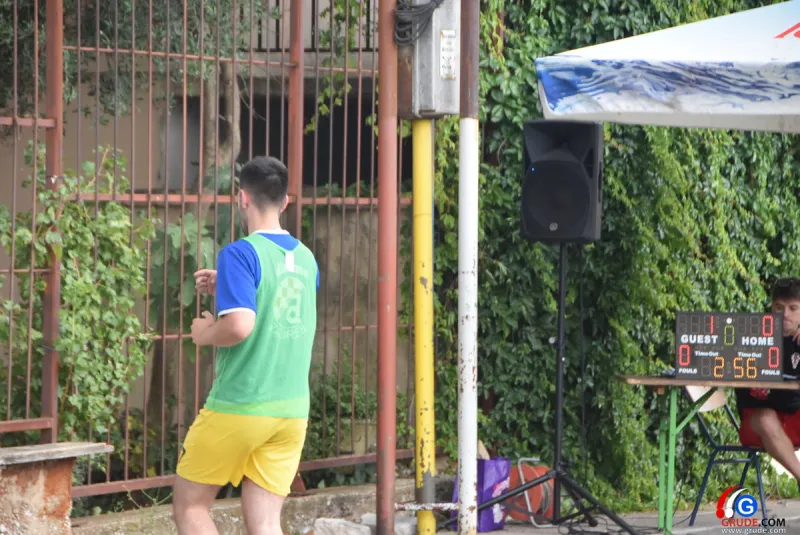 FOTO: 3NA3 U GRUDAMA, dalje prošle ekipe koje su zabile više golova od protivnika 5