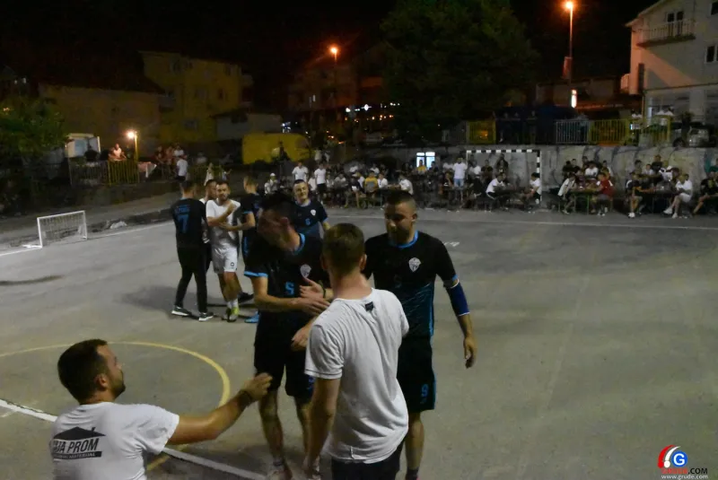 FOTO/VIDEO: ZAVRŠEN 3NA3 U GRUDAMA! Alpeza, Marić, Palac i Kvesić osvojili turnir! Kolakušići srebrni 42
