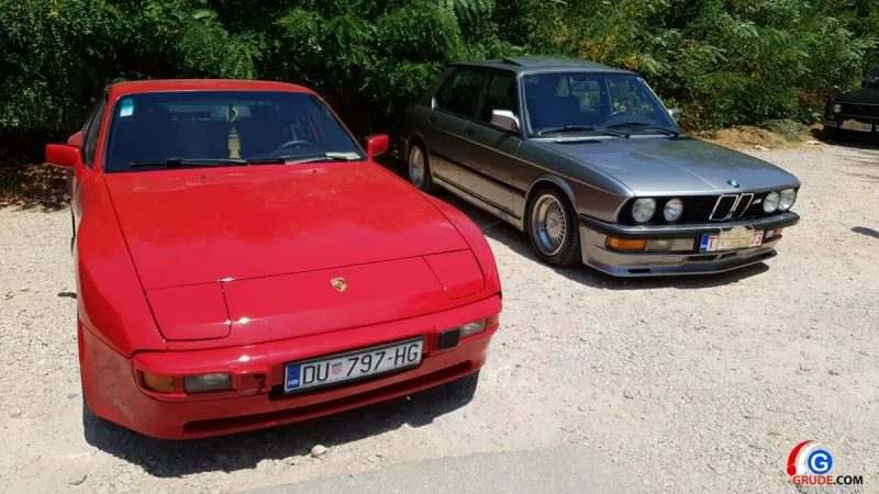 FOTO/VIDEO: GRUDE, LJUBUŠKI, POSUŠJE I ŠIROKI DOMAĆIN OLDTIMERIMA, STARA AUTA SVE ODUŠEVILA 12