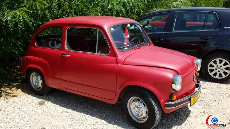FOTO/VIDEO: GRUDE, LJUBUŠKI, POSUŠJE I ŠIROKI DOMAĆIN OLDTIMERIMA, STARA AUTA SVE ODUŠEVILA 13