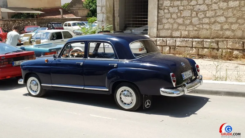 FOTO/VIDEO: GRUDE, LJUBUŠKI, POSUŠJE I ŠIROKI DOMAĆIN OLDTIMERIMA, STARA AUTA SVE ODUŠEVILA 17