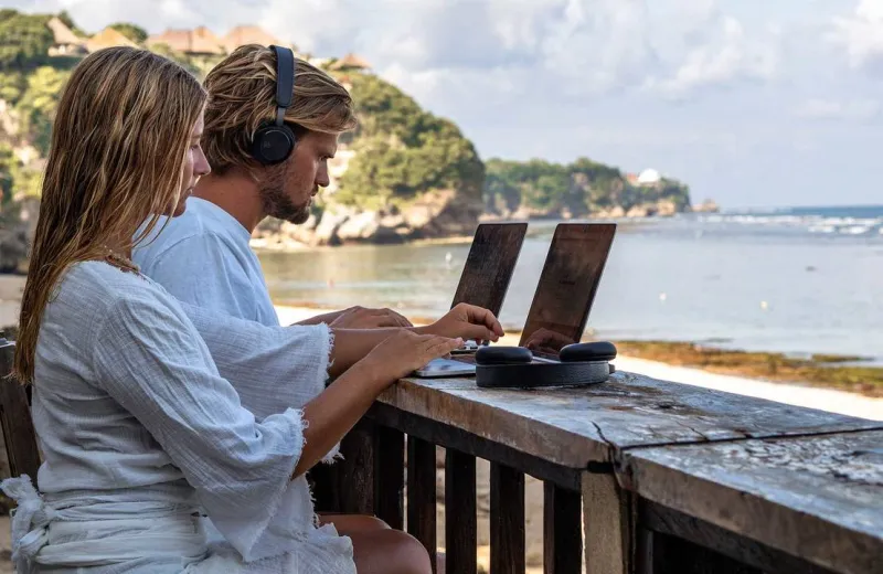Čak 98,6 posto korisnika interneta vrijeme troši na komunikaciju uživo