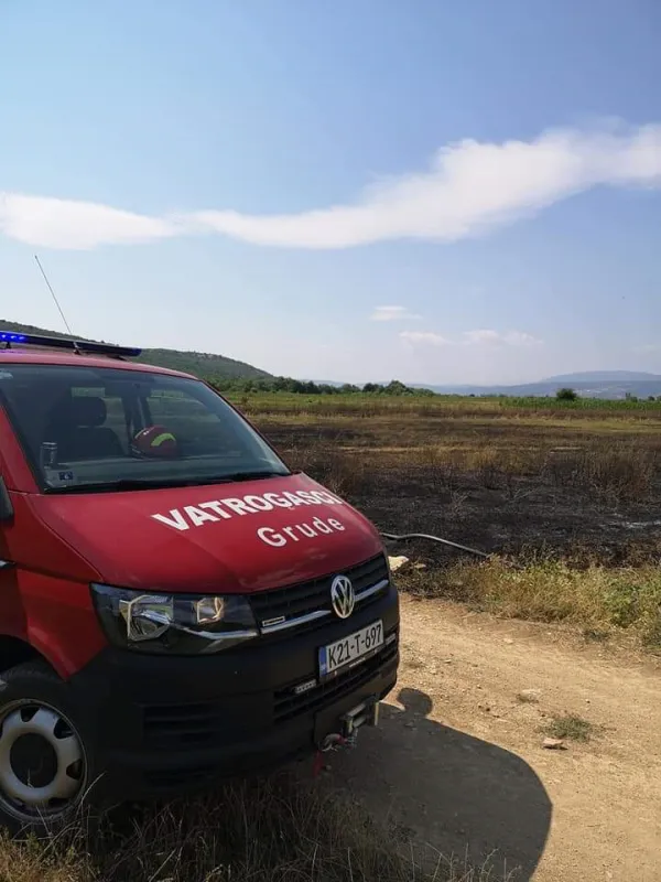 Drinovci: U požaru smrtno stradao muškarac