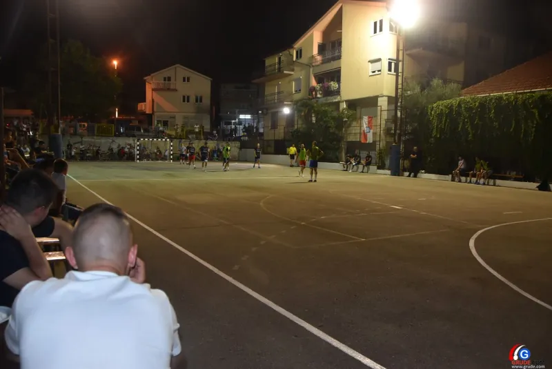 Druga večer Grudskog ljeta: Trgoguma Grude.com, Moja mater te traži i Tići Mepas prošli dalje 15