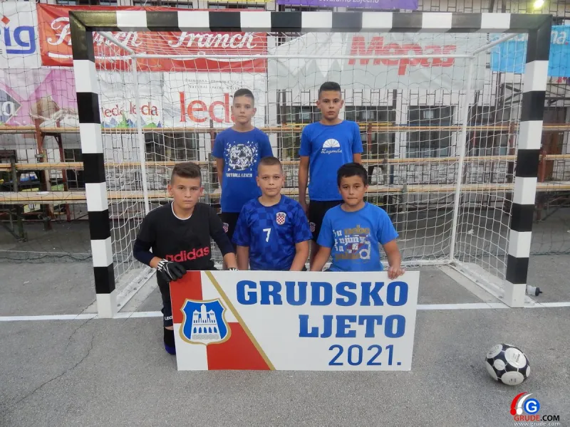 Grudsko ljeto: Mladi Posušja i Gruda priredili golijadu! Cageball Grude bio bolji od Vinjana 1