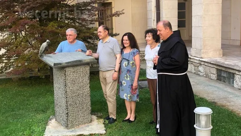Novi visoki predstavnik Schmidt posjetio franjevce u Mostaru