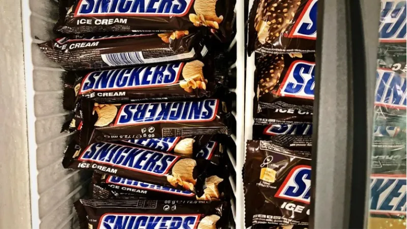 ZBOG PESTICIDA iz RH povučeni Snickers, Twix, Bounty... dva Dukat jogurta... Povlačenja slijede i u BiH?