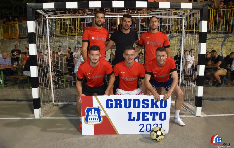 FOTO: Tići Mepas i Pavo ušli u polufinale Grudskog ljeta! U nedjelju čak 6 utakmica, saznat ćemo ime prvaka kod veterana 44