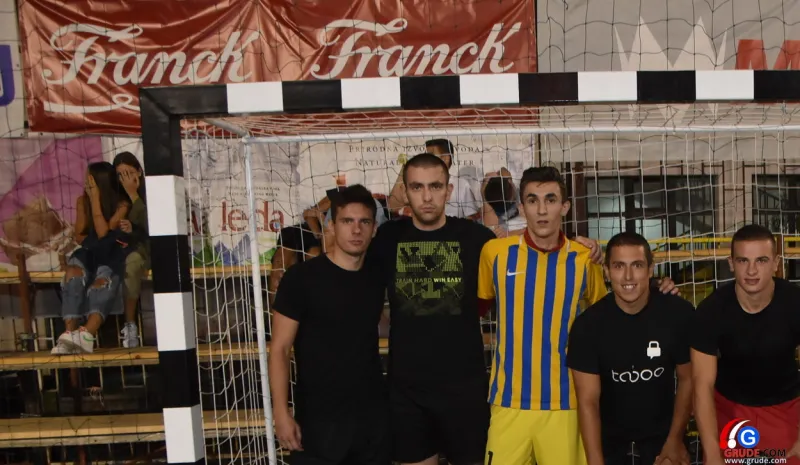 FOTO: Tići Mepas i Pavo ušli u polufinale Grudskog ljeta! U nedjelju čak 6 utakmica, saznat ćemo ime prvaka kod veterana 47