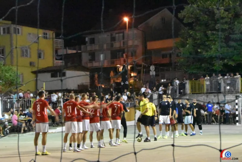 FOTO/VIDEO: ZAVRŠENO JE GRUDSKO LJETO, ŽITELJI IZ CIJELE HERCEGOVINE DOŠLI U GRUDE 10