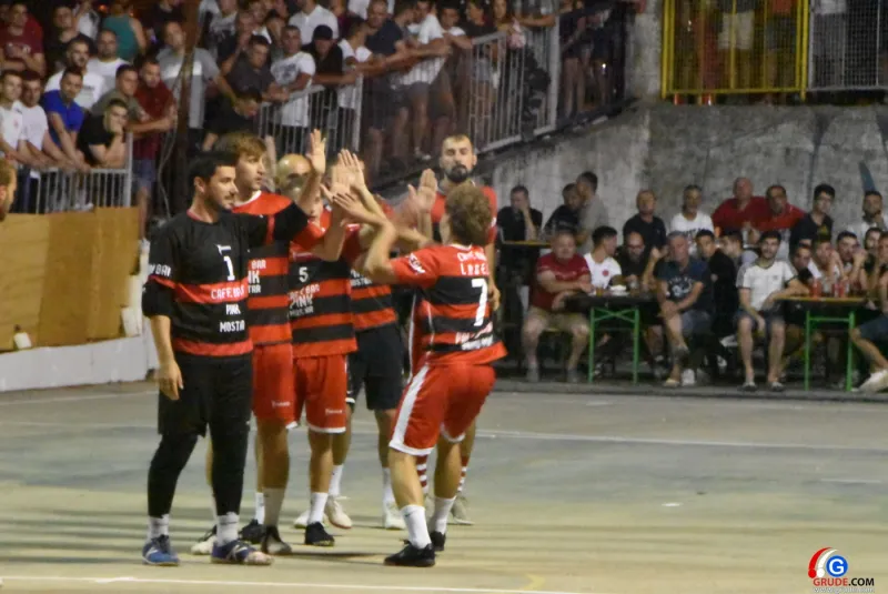 FOTO/VIDEO: ZAVRŠENO JE GRUDSKO LJETO, ŽITELJI IZ CIJELE HERCEGOVINE DOŠLI U GRUDE 15