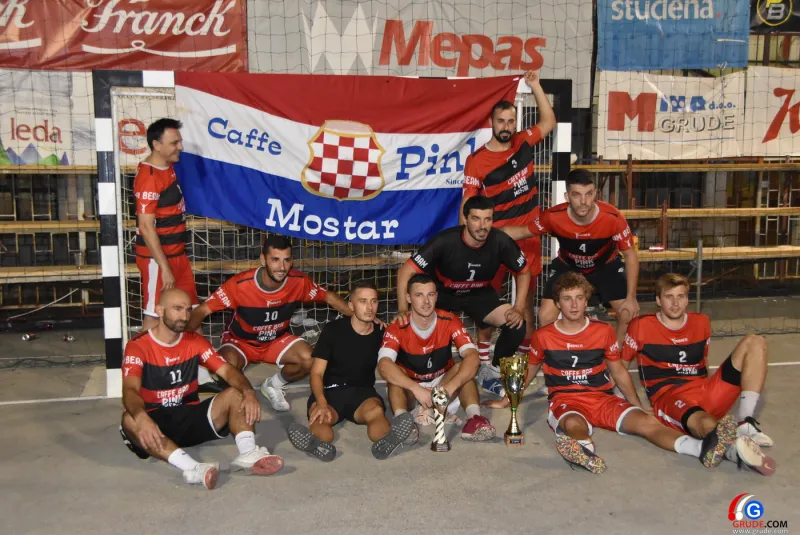 FOTO/VIDEO: ZAVRŠENO JE GRUDSKO LJETO, ŽITELJI IZ CIJELE HERCEGOVINE DOŠLI U GRUDE 31