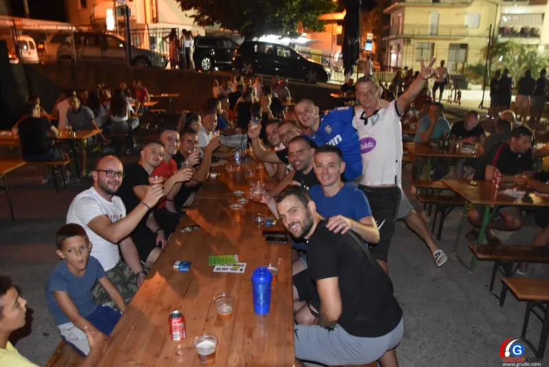 FOTO/VIDEO: ZAVRŠENO JE GRUDSKO LJETO, ŽITELJI IZ CIJELE HERCEGOVINE DOŠLI U GRUDE 38