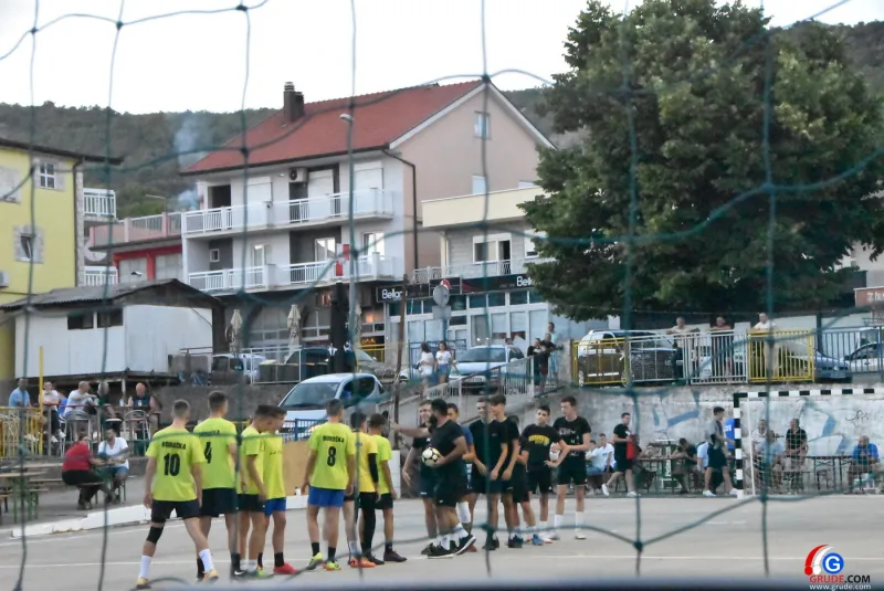 FOTO/VIDEO: ZAVRŠENO JE GRUDSKO LJETO, ŽITELJI IZ CIJELE HERCEGOVINE DOŠLI U GRUDE 6