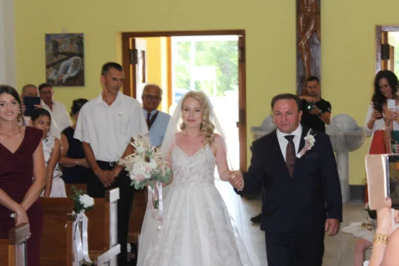 FOTO: Zavoljeli se na susretima iseljenih, ona zbog njega naučila hrvatski, on po nju došao na konju 1
