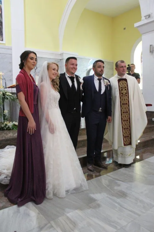FOTO: Zavoljeli se na susretima iseljenih, ona zbog njega naučila hrvatski, on po nju došao na konju 14